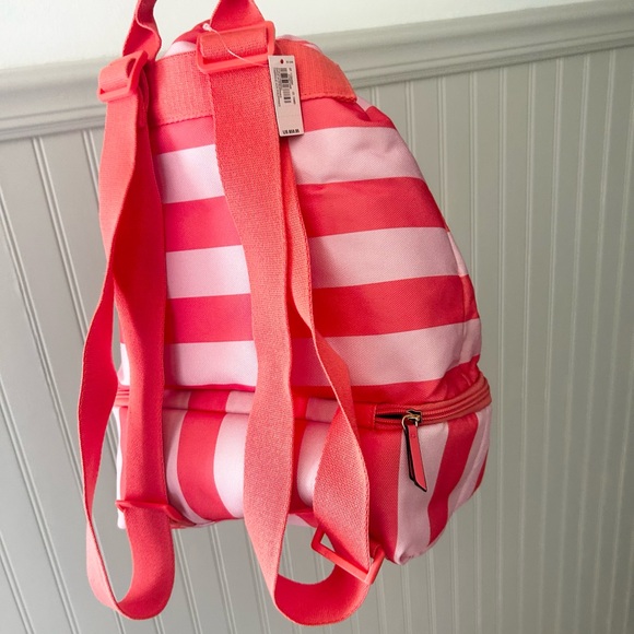 ⭐️ NEW Victoria's Secret Pink Striped Drawstring Cooler Backpack - Picture 3 of 8